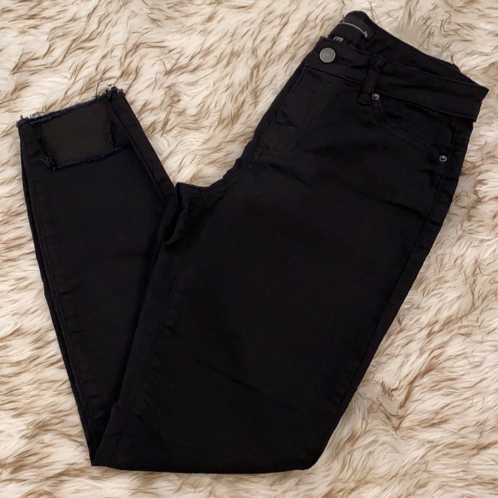 Cred NY Skinny Jeans Raw Stair Hem Black Denim Size 27